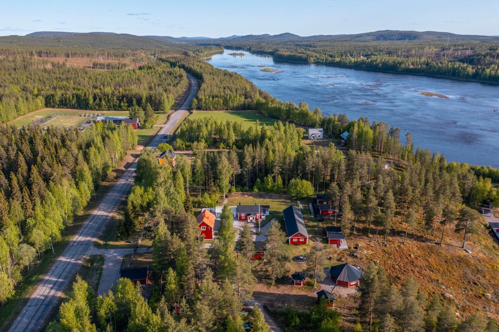 Arctic Ranch Villa Overkalix Bagian luar foto